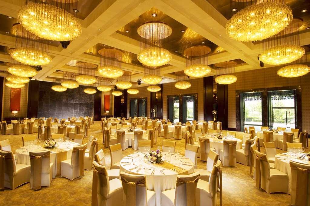 Doubletree By Hilton Beijing Hotel Instalações foto