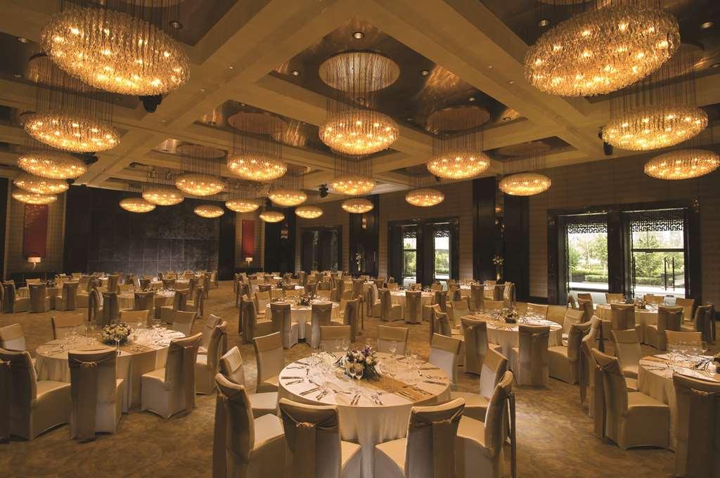 Doubletree By Hilton Beijing Hotel Instalações foto
